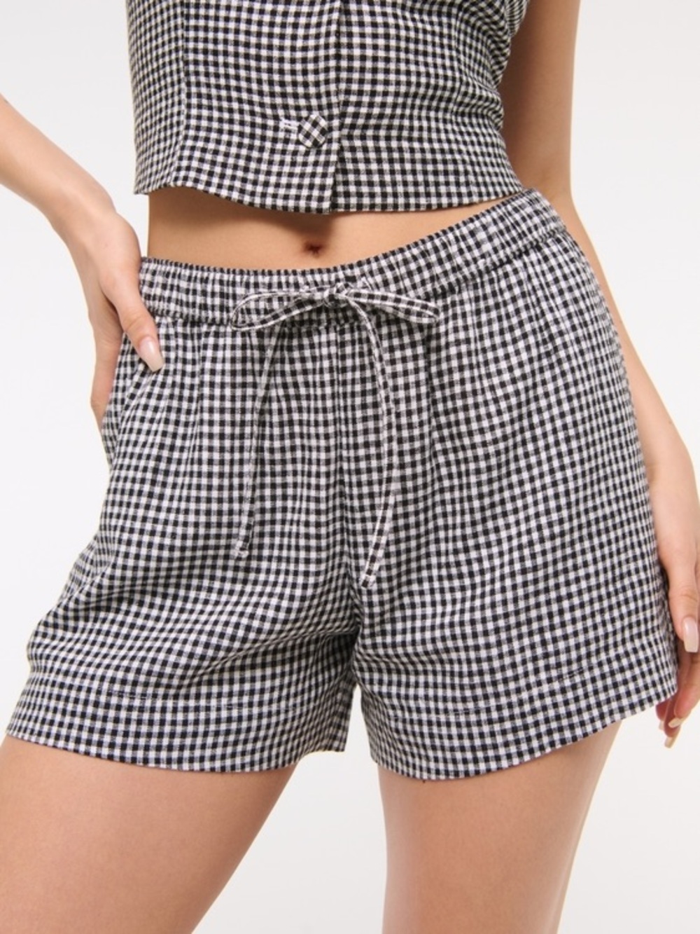 NEW Abercrombie Gingham Black & White Shorts